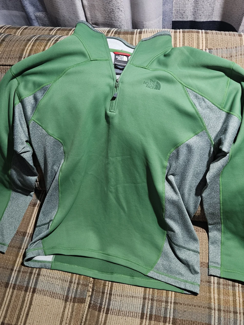 The North Face Men's Green Quarter-Zip Performance Pullover
